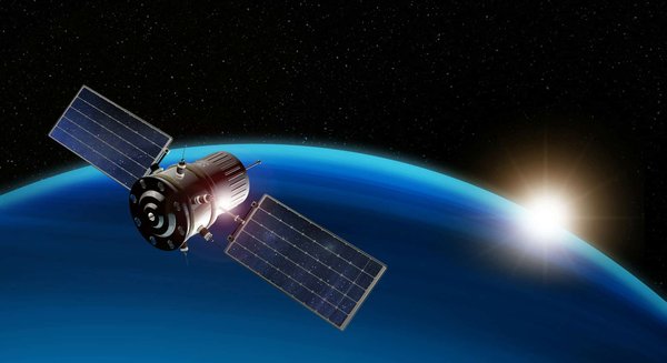What Advances in Low-Earth Orbit Satellites Are Enhancing Global Internet Connectivity?