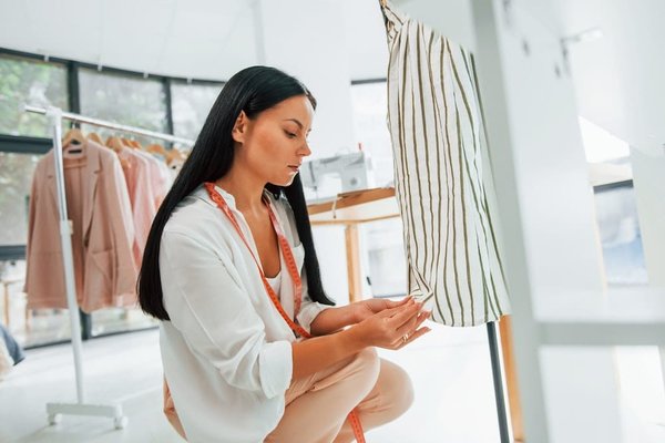 What Are the Techniques for Precision Passing in Elite Rugby Union Scrum Halves?